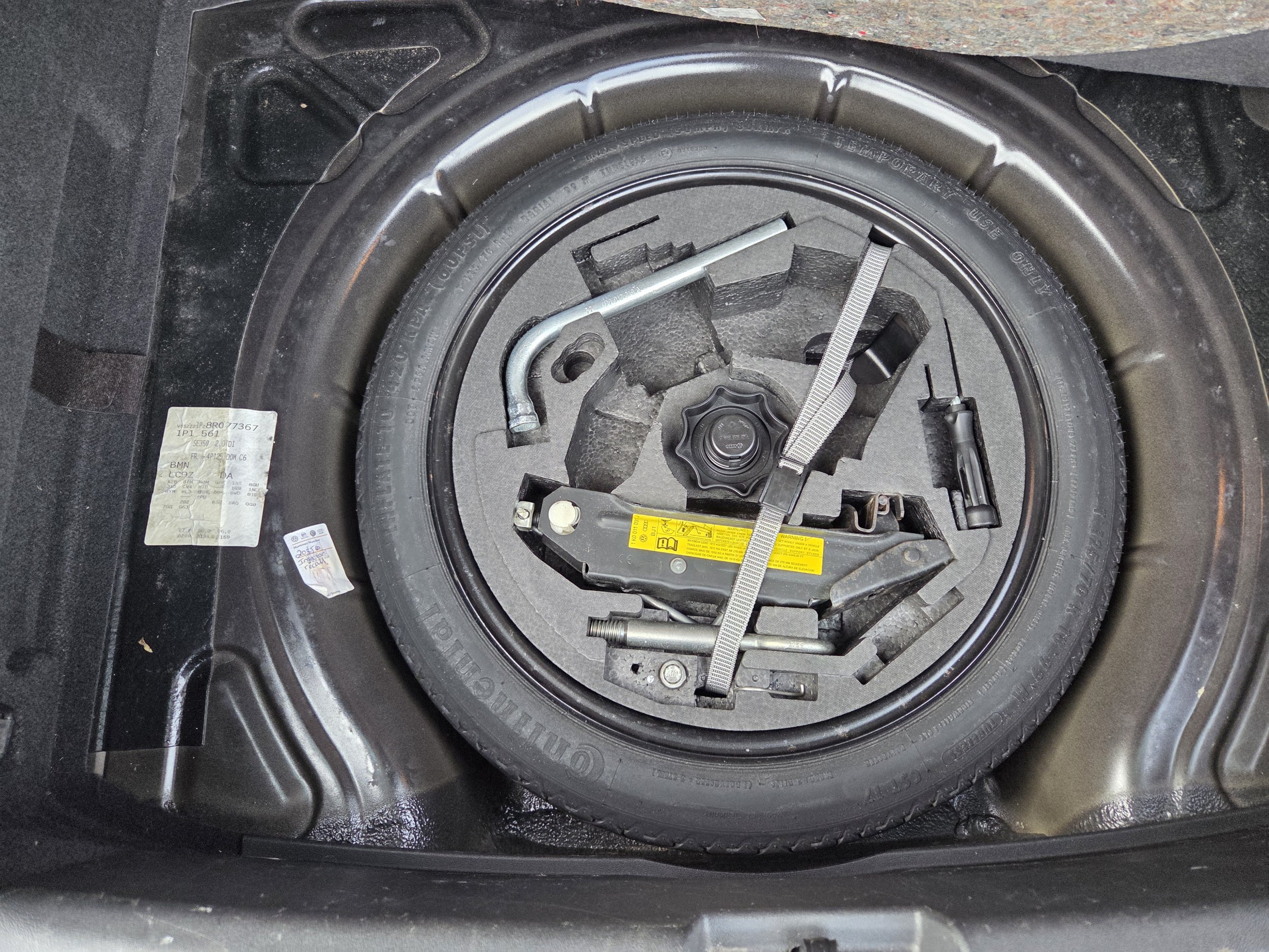 11-SpareWheel.jpg