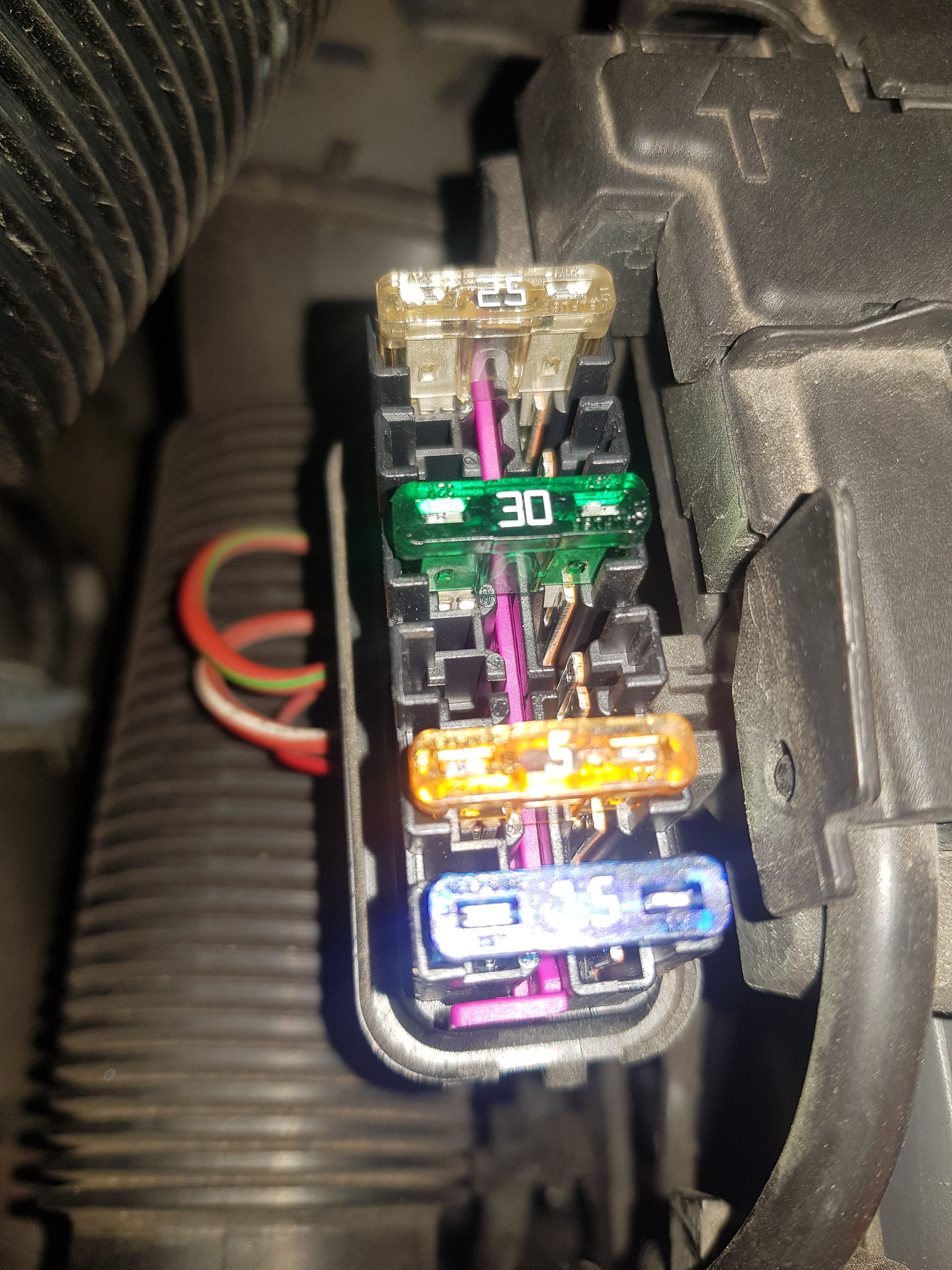 BATTERY FLASHING ON IDLE