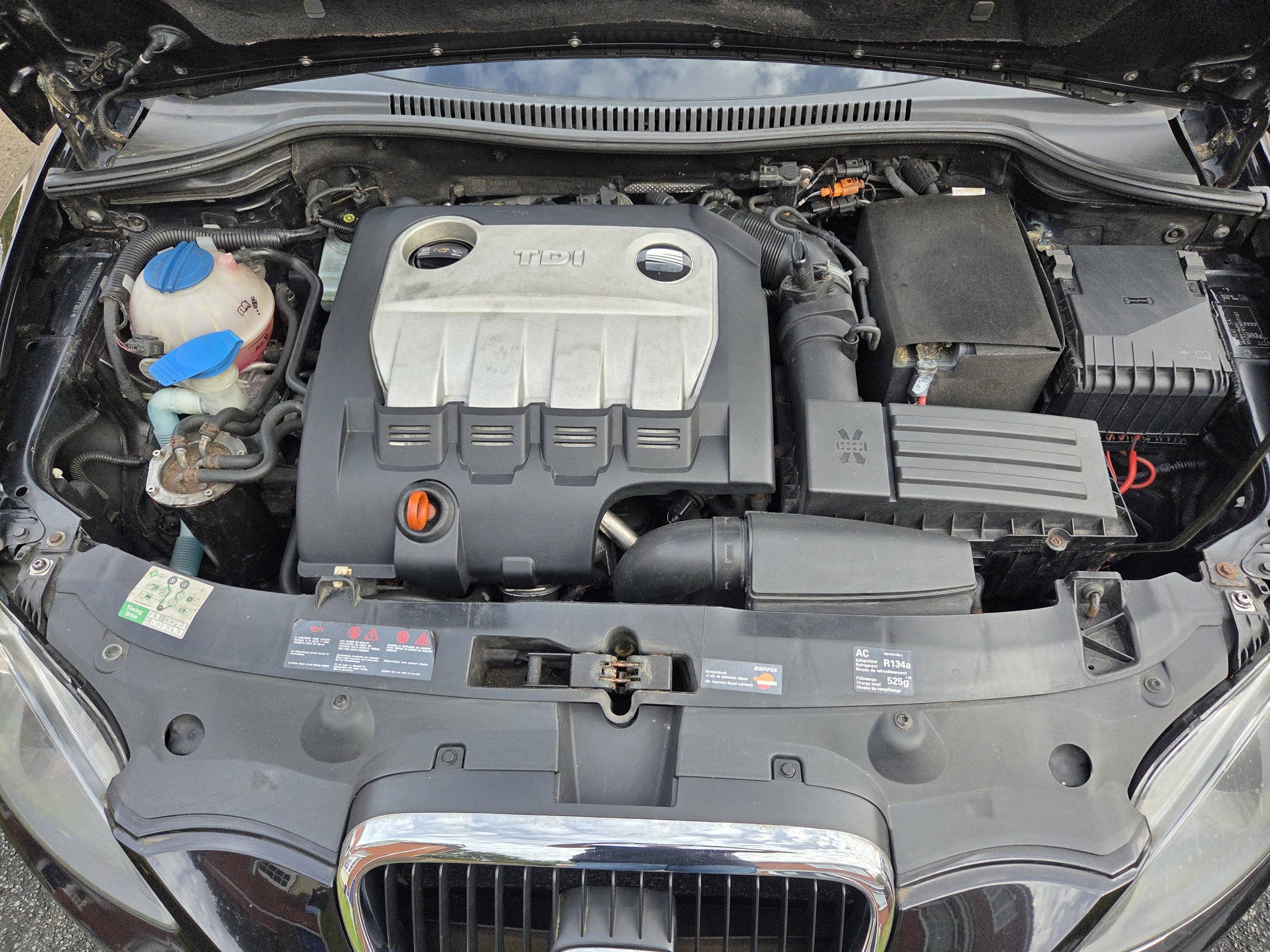 6-EngineBay.jpg
