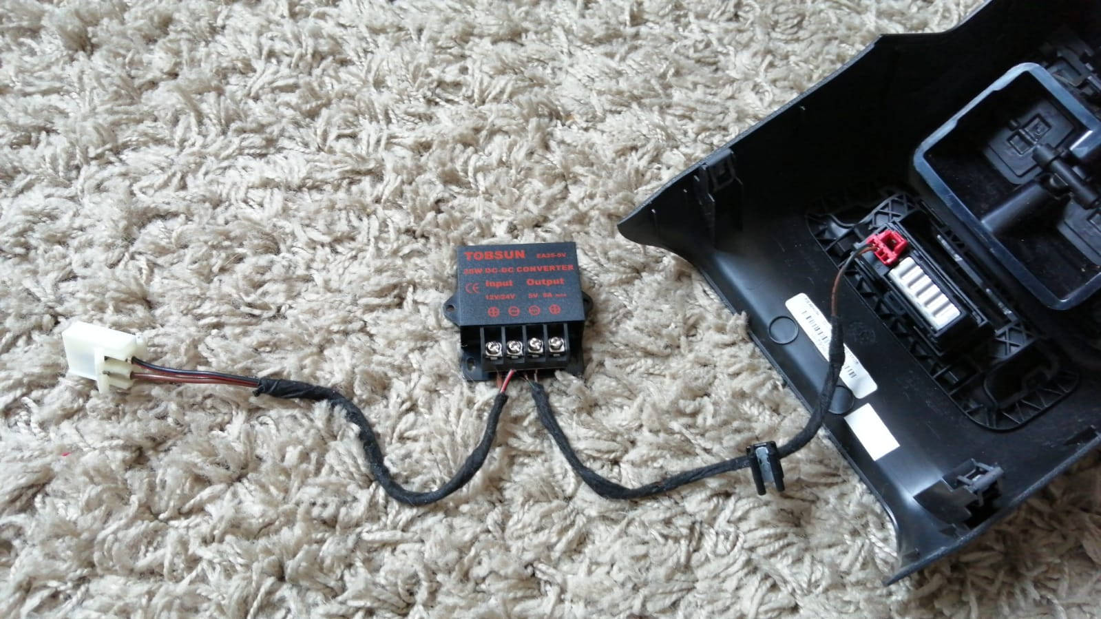 a wires.jpg