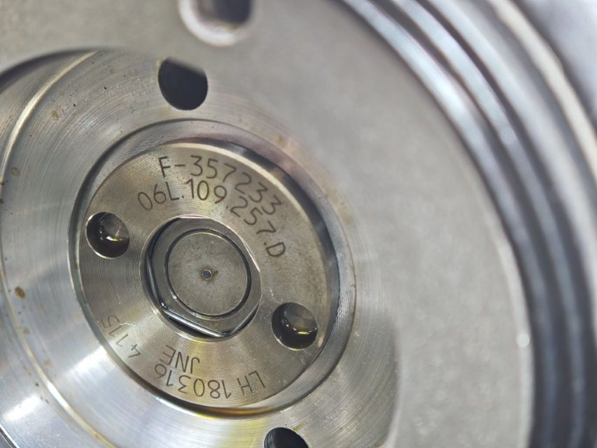 cam valve.jpg
