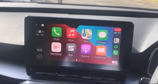 Carplay Leon big window.PNG