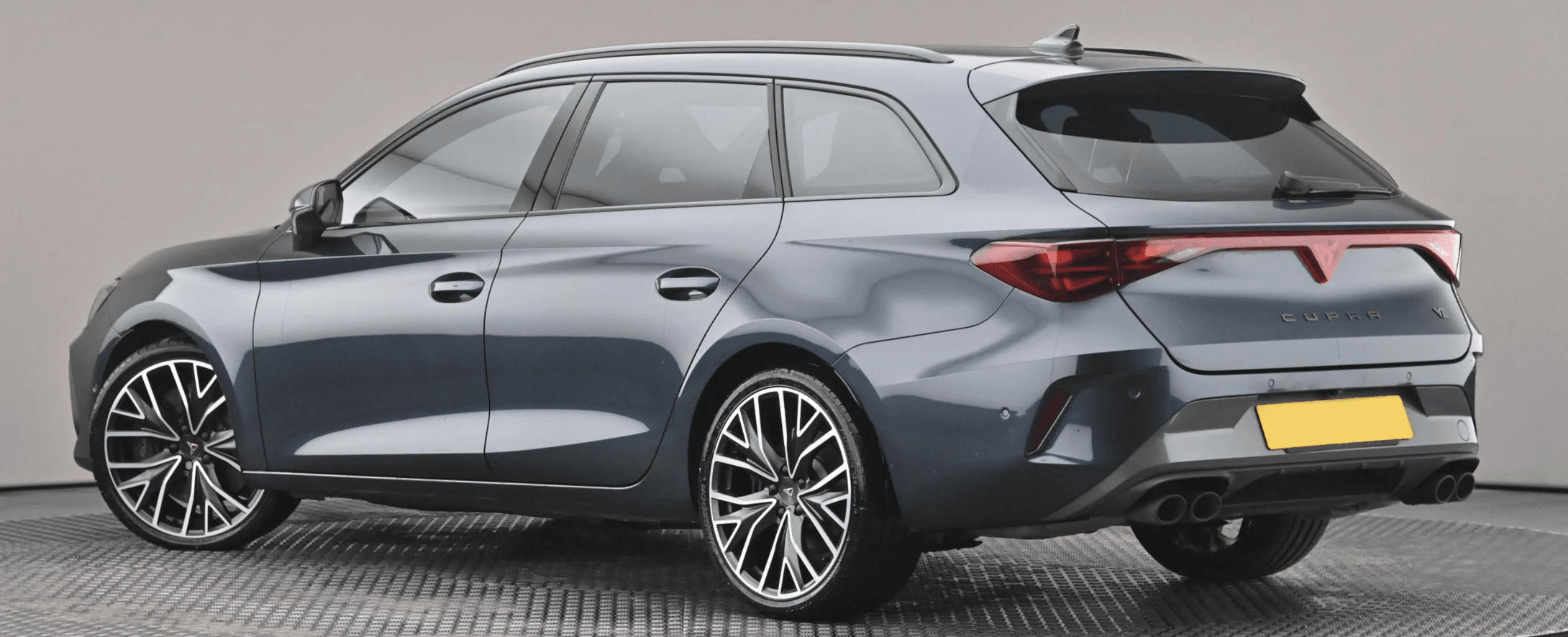CUPRA-Leon-Estate-VZ2-4Drive-333-DSG.png