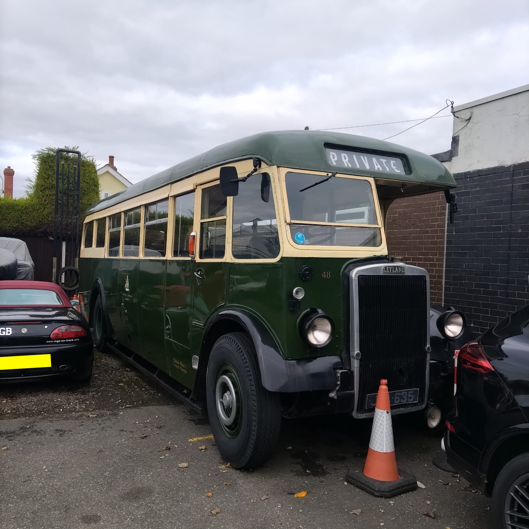 WhatsApp Image 2025-11-16 at 22.15.08 (2).jpeg