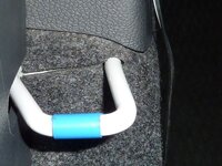 volkswagen_golf_rear_seat_rattle_fix_tape_after_002.jpg