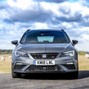 SEAT_Leon_CUPRA_ST_Carbon_Edition--30807.jpg