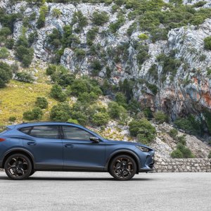 CUPRA-Formentor-Dynamic_04_HQ.jpg