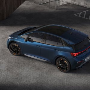 CUPRA-Born_06_HQ.jpg