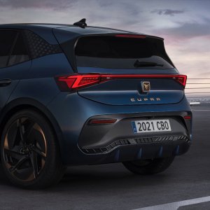 CUPRA-Born_12_HQ.jpg