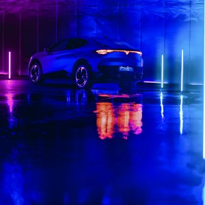 CUPRA-Tavascan_22_HQ.jpg