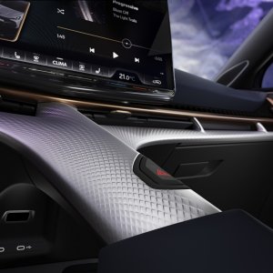 CUPRA-Tavascan_19_HQ.jpg