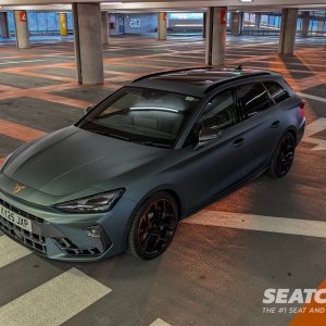 3 - CUPRA Leon Estate VZ3 4Drive - Top.jpg