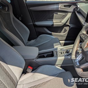 18 - CUPRA Leon Estate VZ3 4Drive - Front Seats.jpg