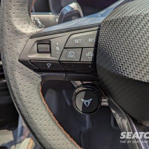 23 - CUPRA Leon Estate VZ3 4Drive - Profile Button.jpg