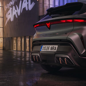 10_CUPRA Raval Plasma.jpg