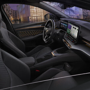 07_CUPRA Raval Plasma.jpg