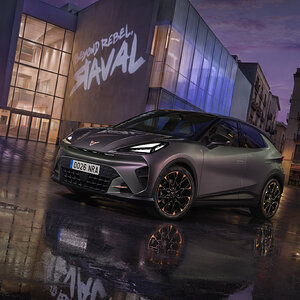 01_CUPRA Raval Plasma.jpg