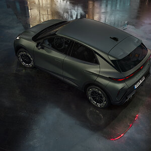 04_CUPRA Raval Manganese Matt.jpg