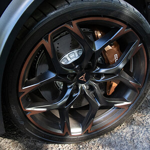 2026 Formentor VZ5 in Midnight Black