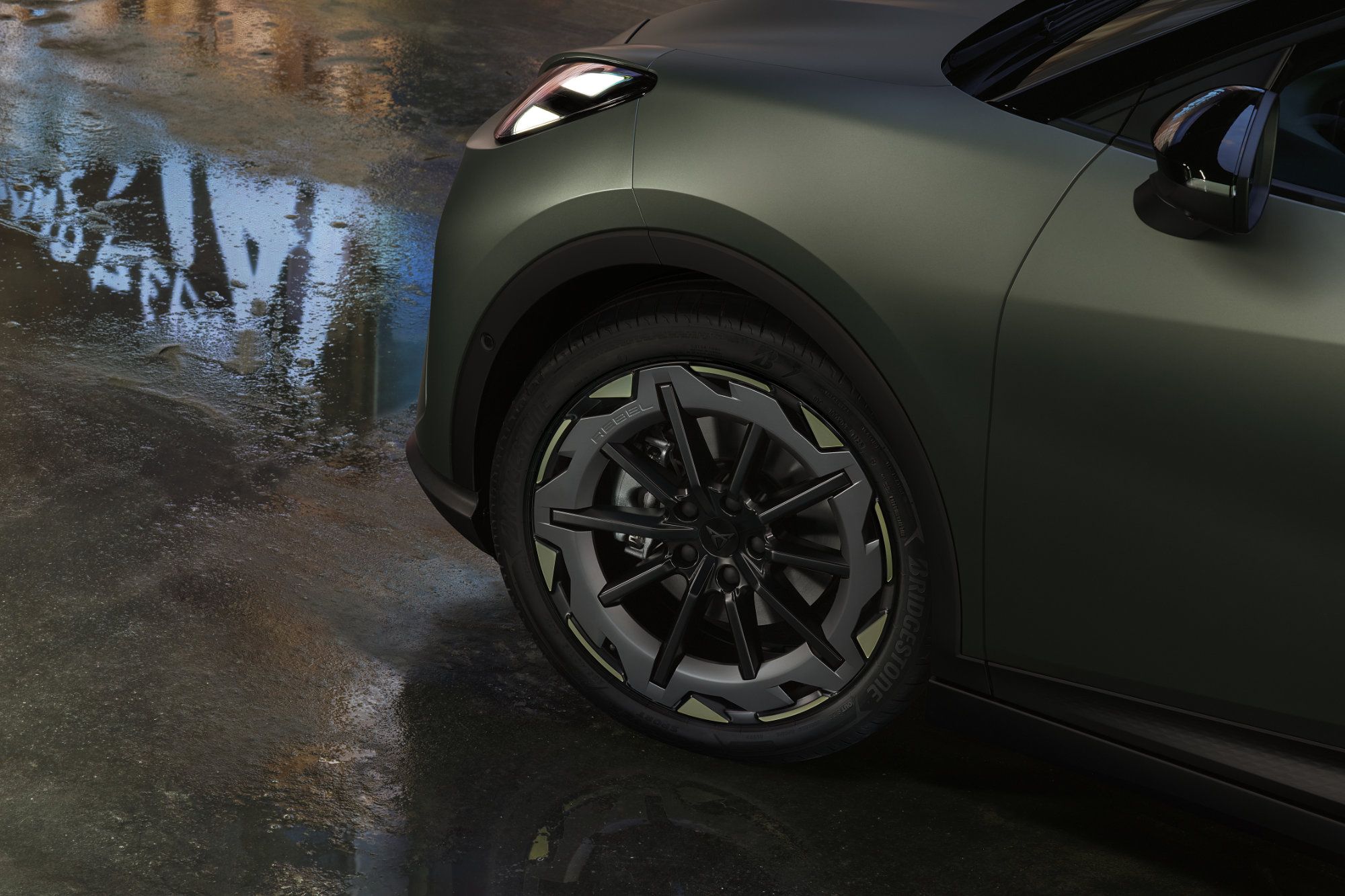 12_CUPRA Raval Manganese Matt.jpg