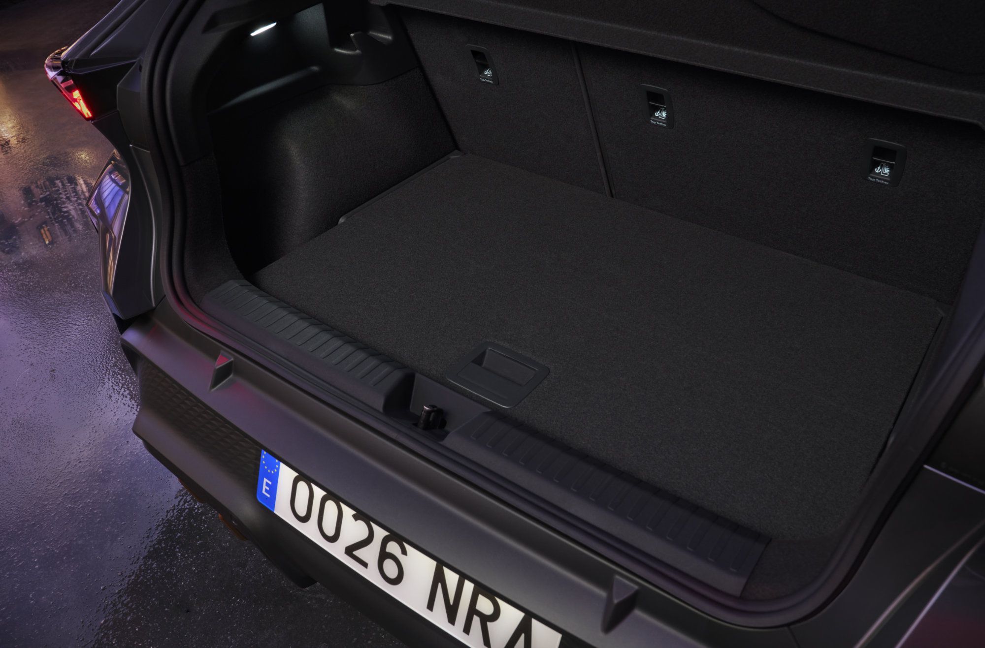 13_CUPRA Raval Plasma.jpg