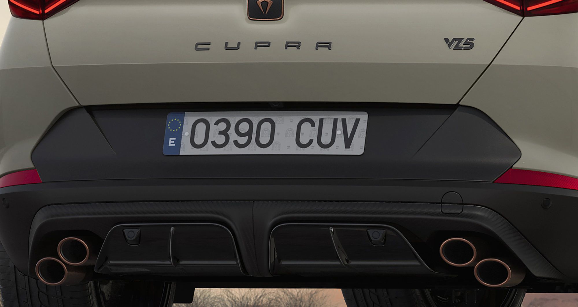 2021_CUPRA_Formentor_VZ5-carbon-fibre-rear-exhaust-detail.jpg