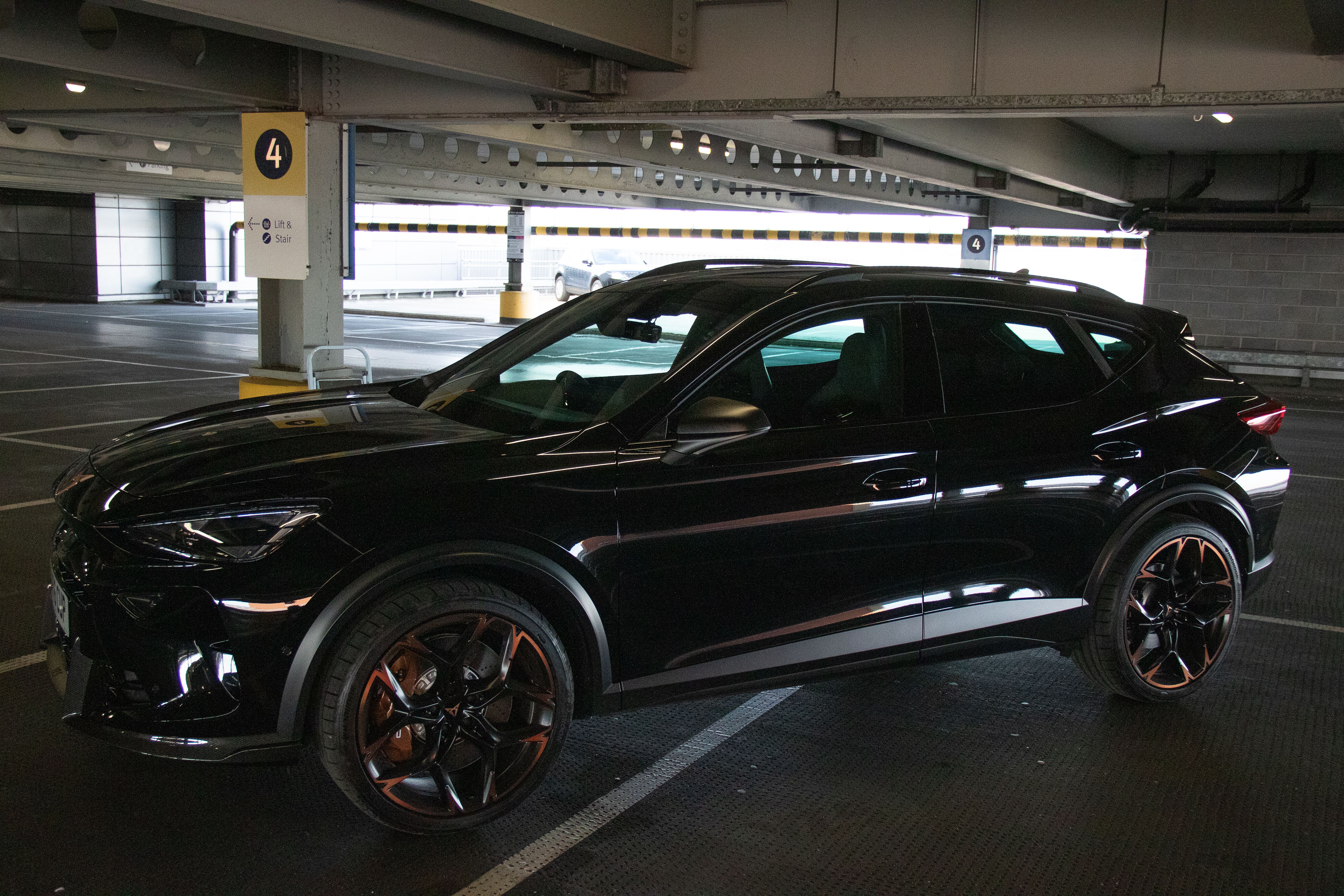 2026 Formentor VZ5 in Midnight Black