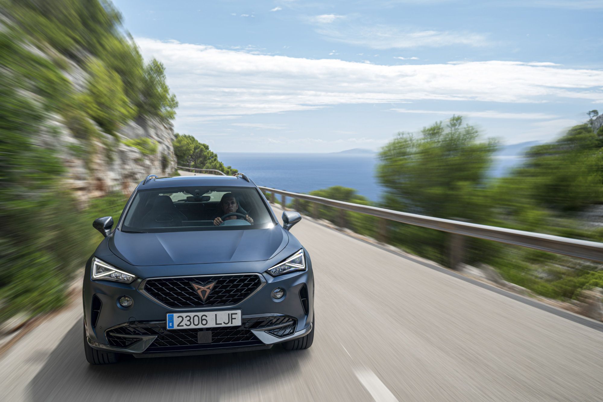 CUPRA-Formentor-Dynamic_24_HQ.jpg
