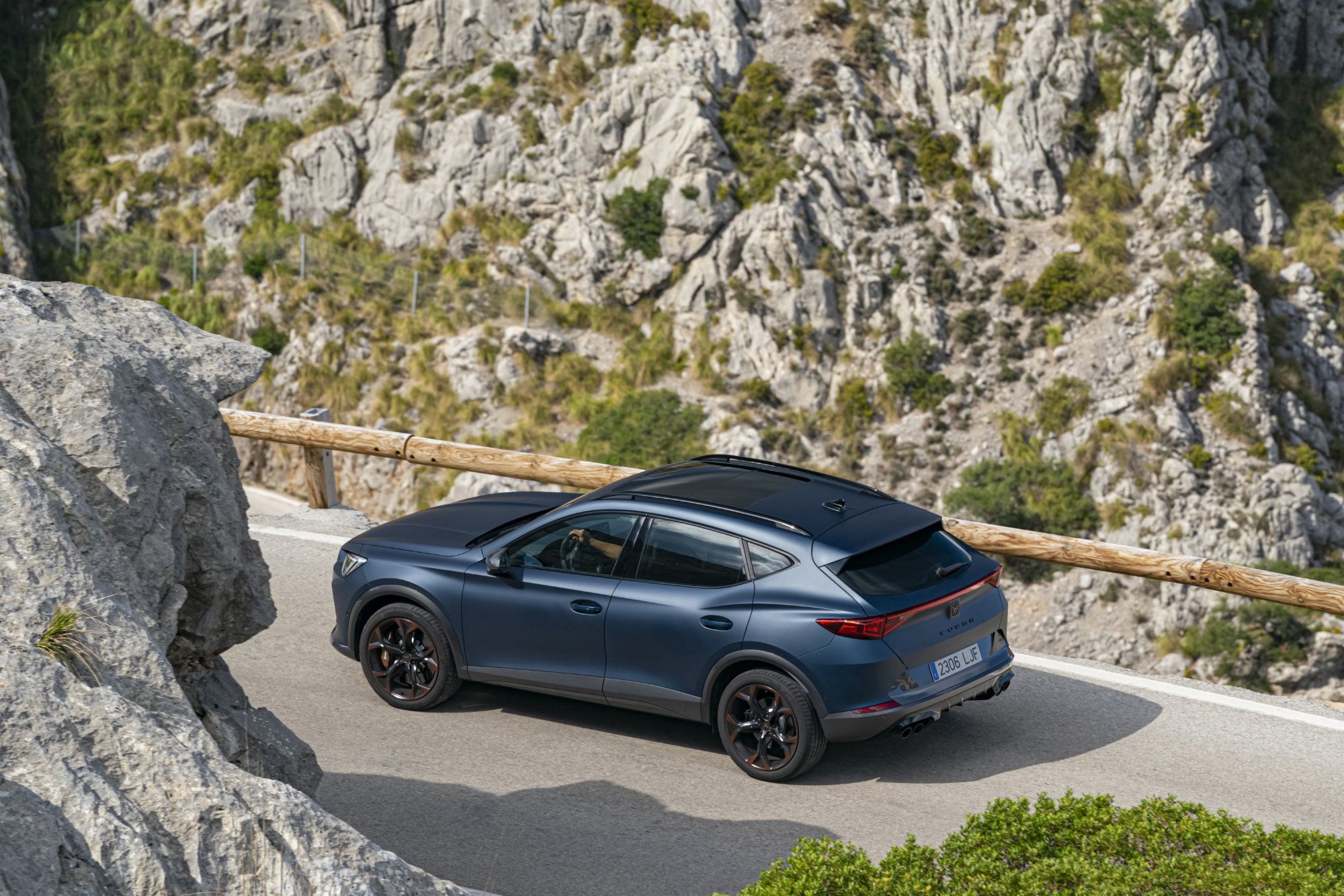 CUPRA-Formentor-Dynamic_34_HQ.jpg