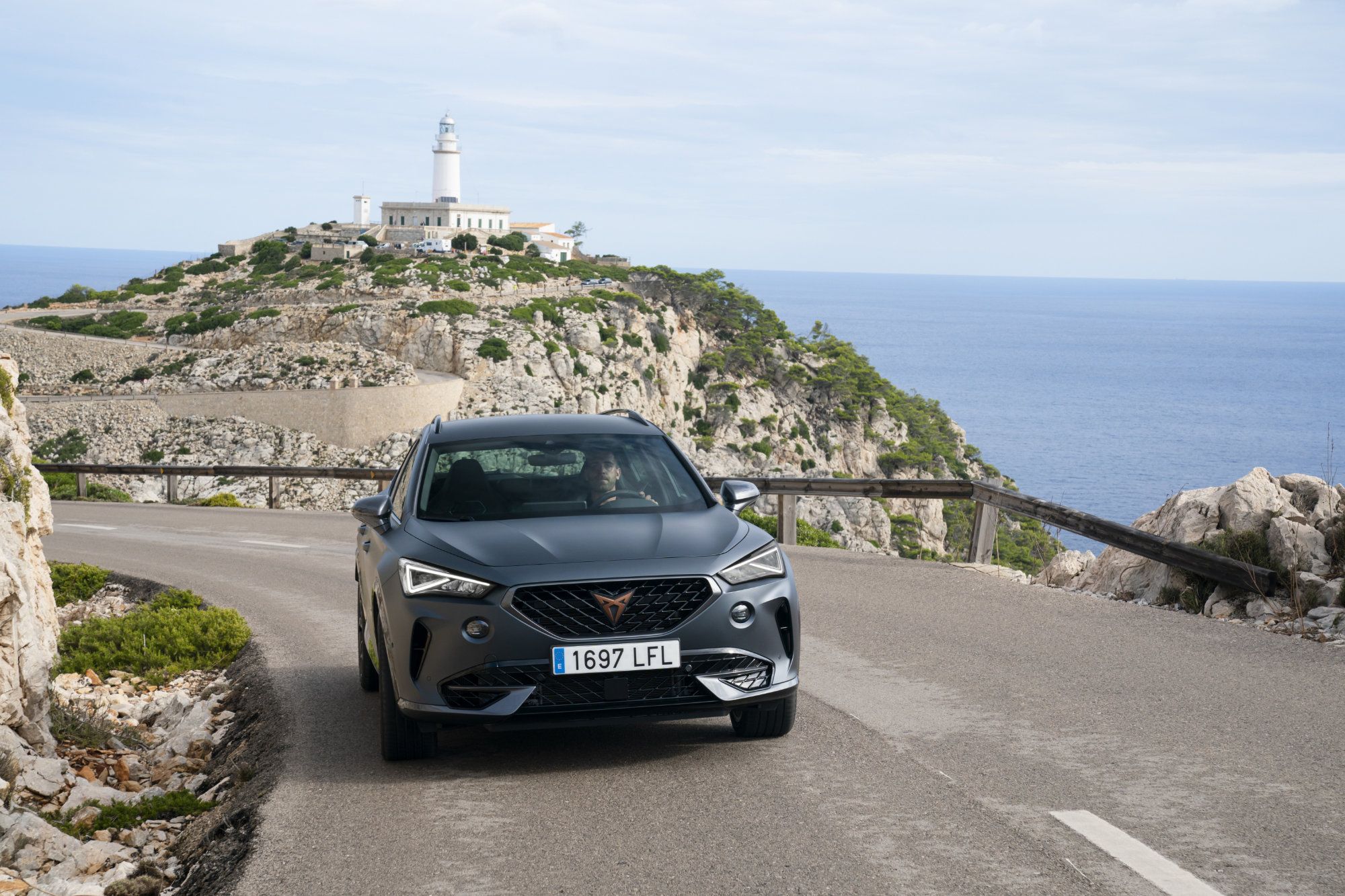 CUPRA-Formentor-Dynamic_43_HQ.jpg