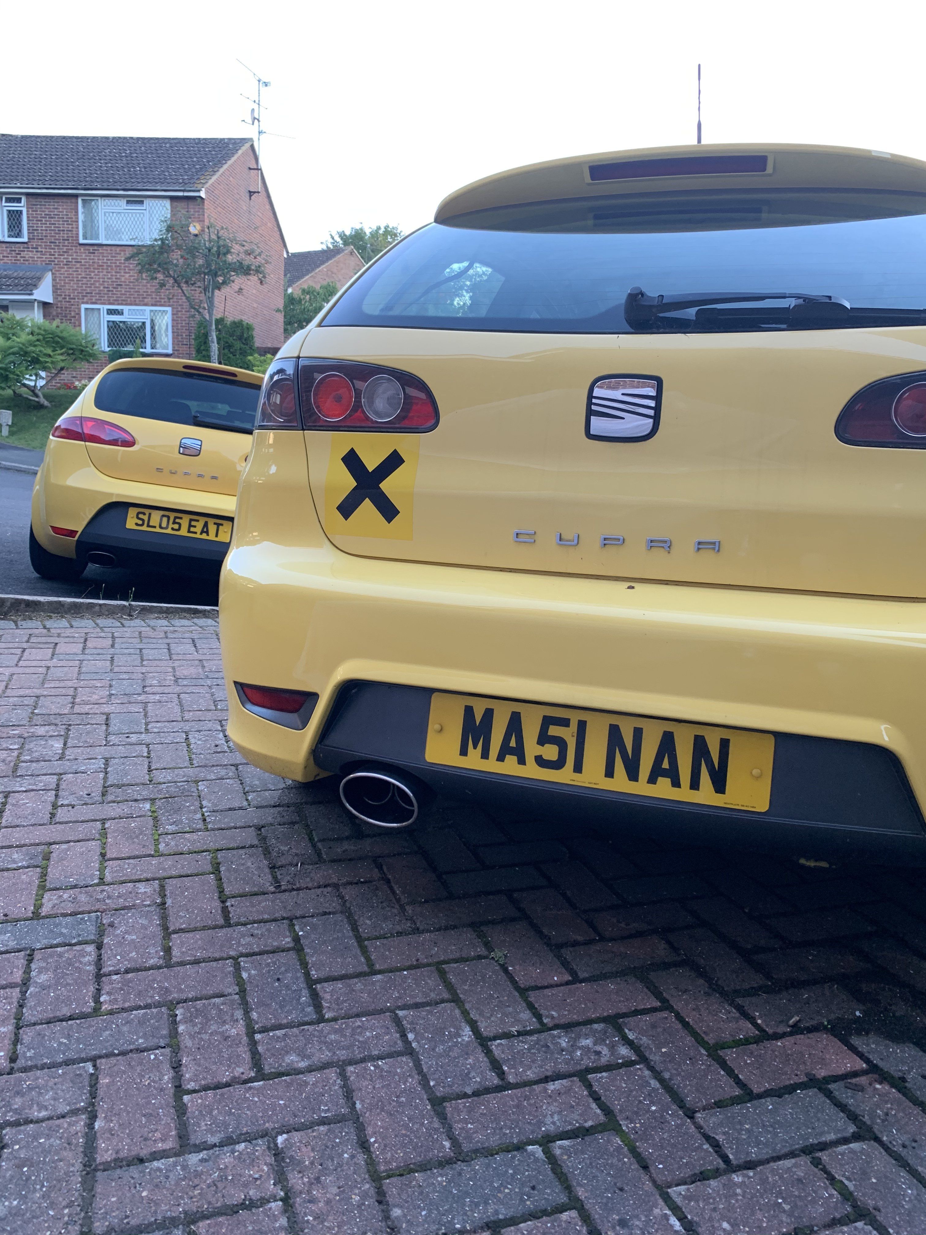 Ibiza track car vs Leon ring car