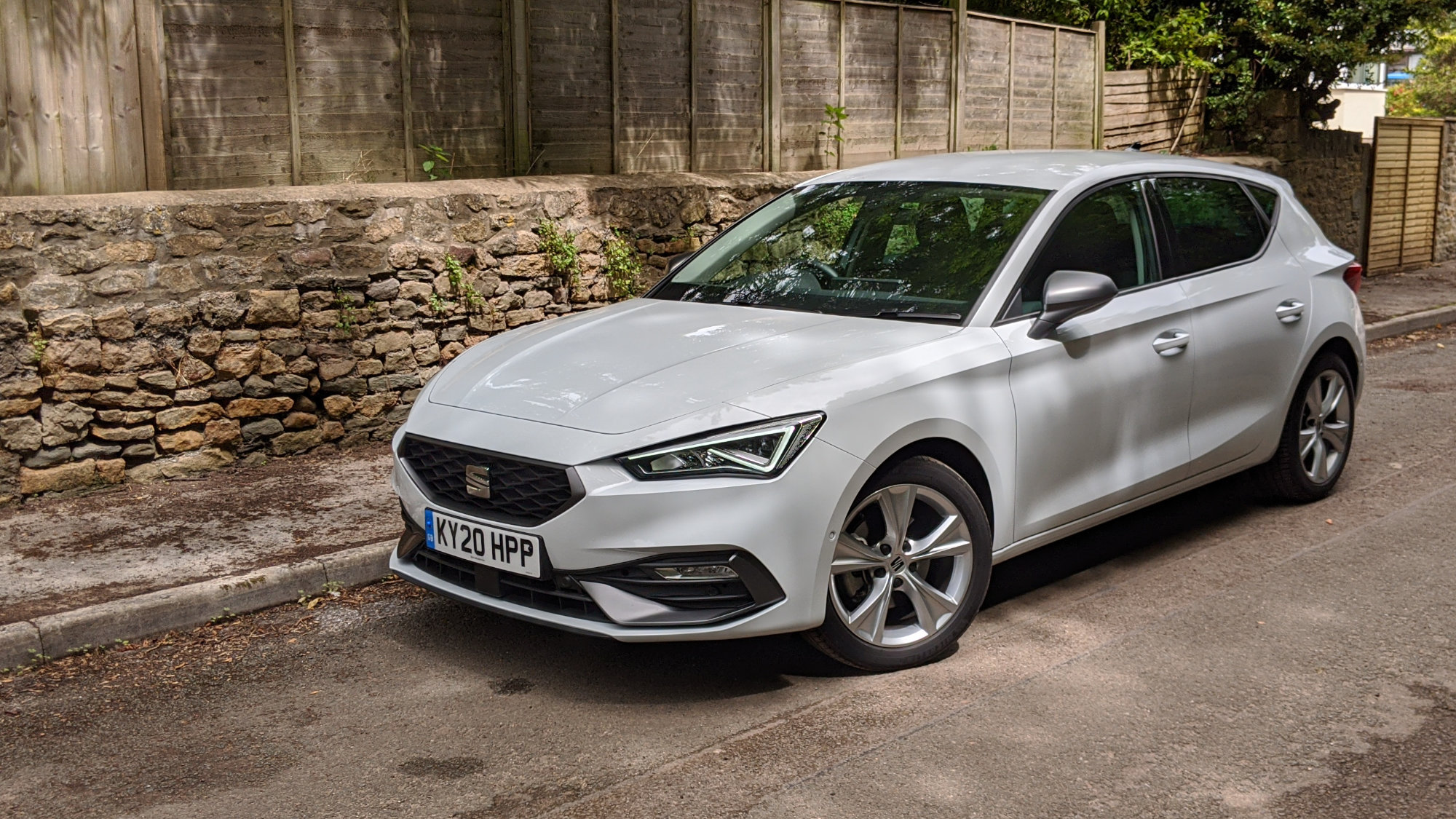 2020 SEAT MK4 Leon Estate FR 1.5 eTSI 150PS DSG review 