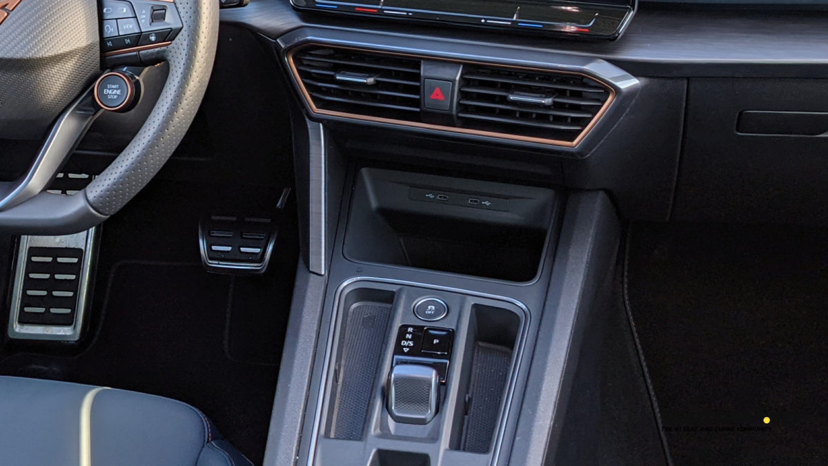 CUPRA Formentor centre console