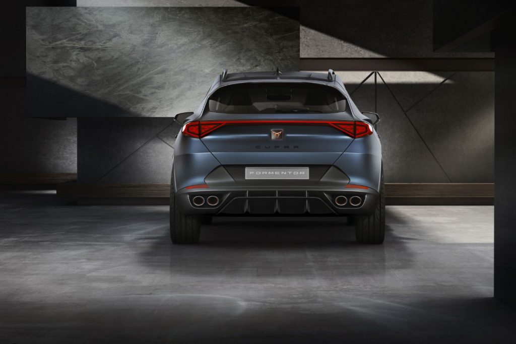 CUPRA-Formentor-a-unique-concept-car-for-a-special-brand_04_HQ-1024x683.jpg