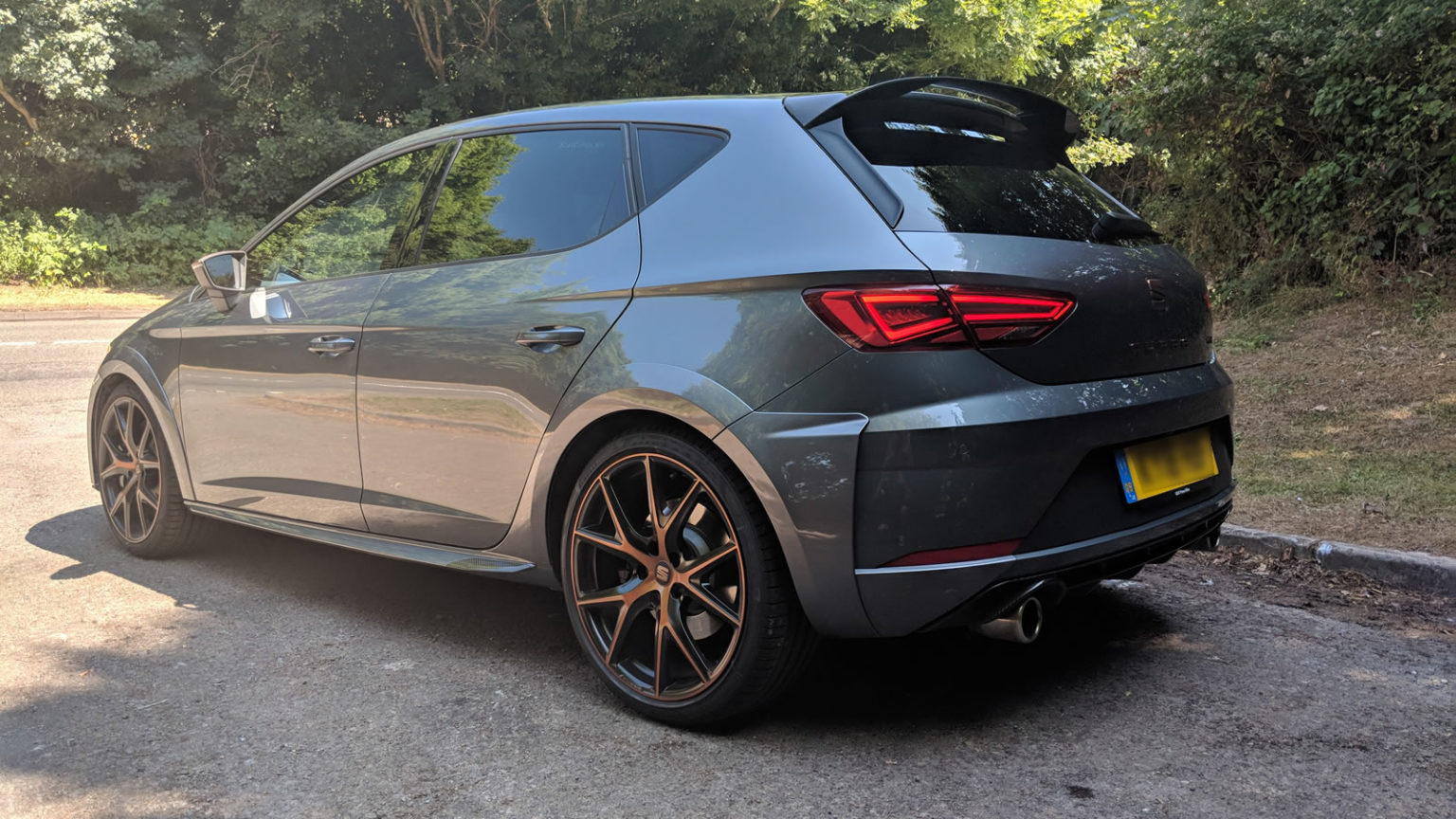 SEAT Leon CUPRA R (MK3) Video review and driving impressions